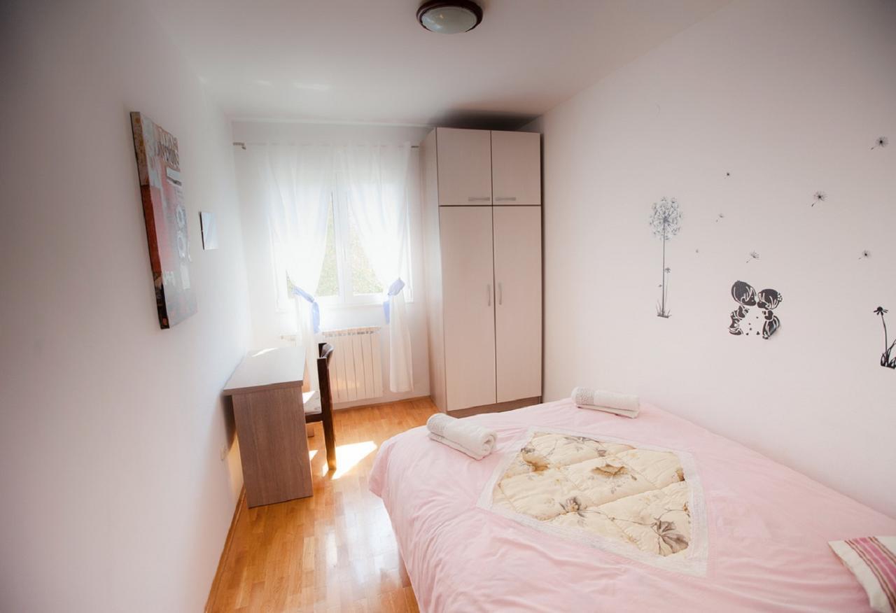 Apartment Green Oasis Split Buitenkant foto